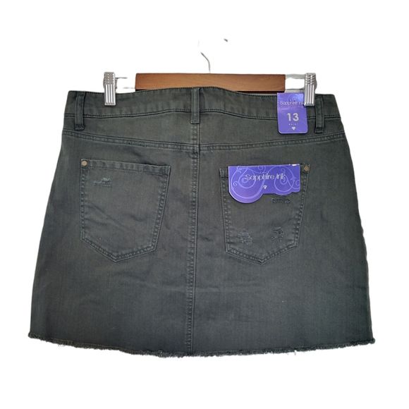 NWT Denim Mini Skirt Distressed Raw Hem Dark Green Size L 34" waist - Picture 2 of 6